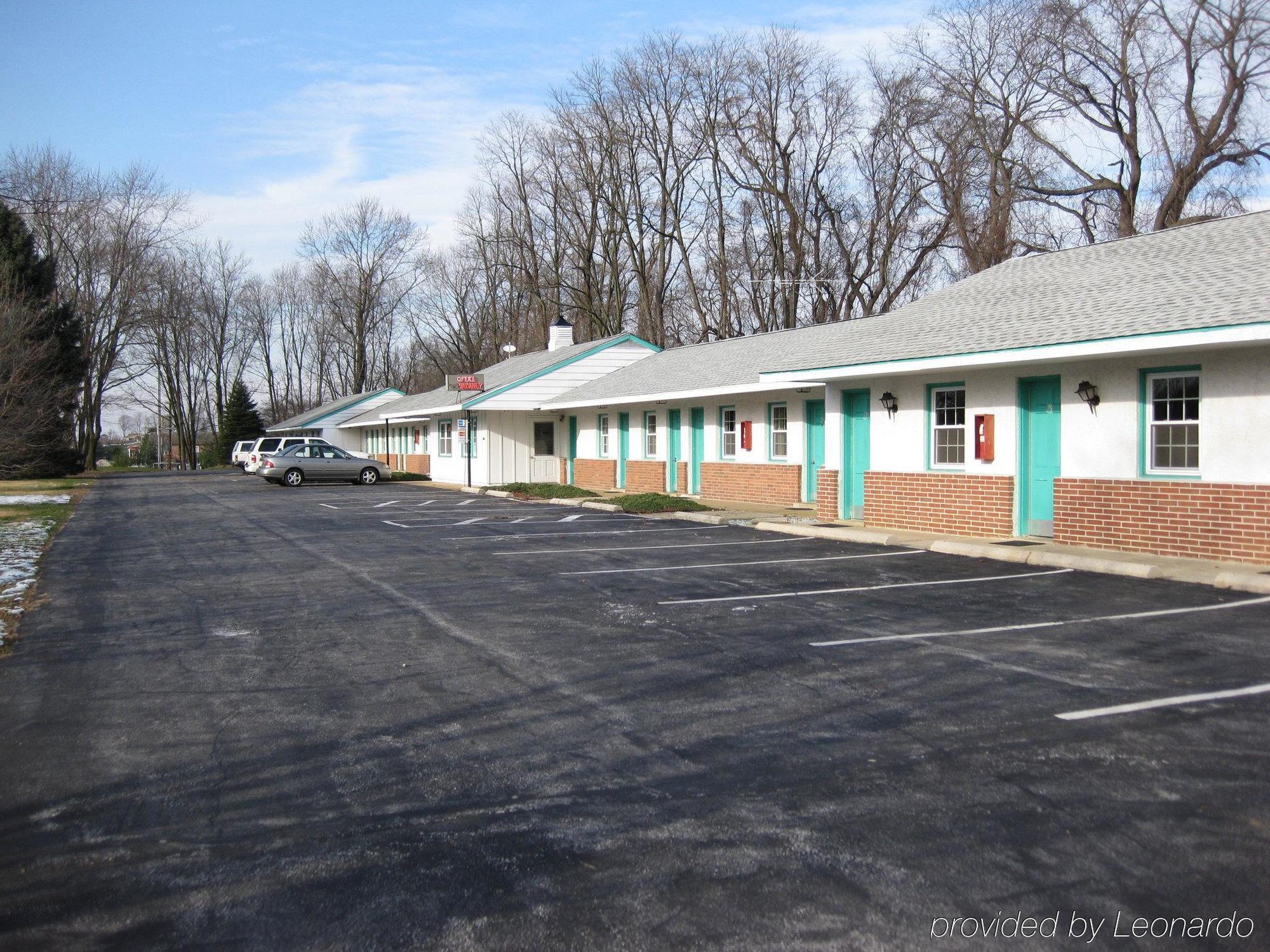 Sentinel Motel West Chester Eksteriør billede