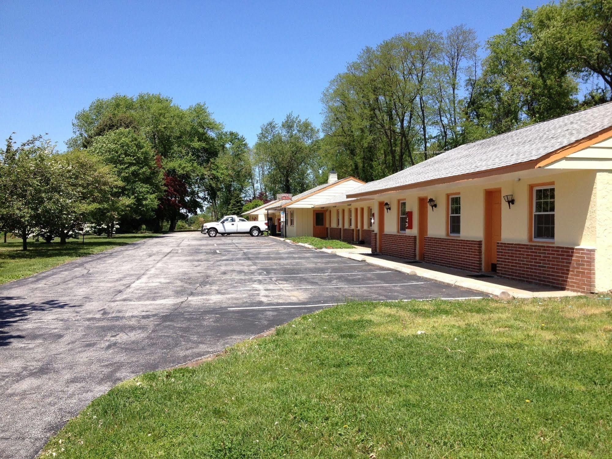 Sentinel Motel West Chester Eksteriør billede