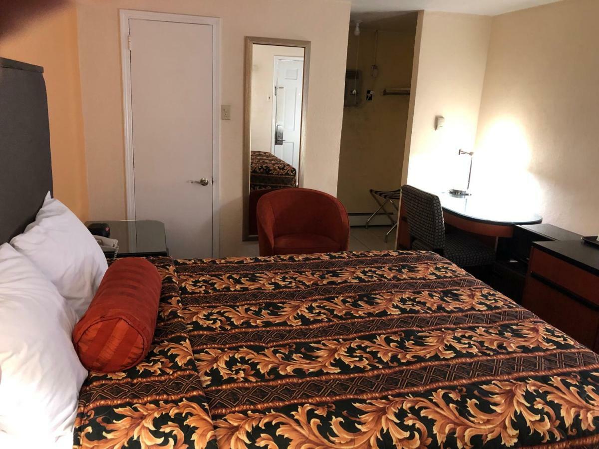 Sentinel Motel West Chester Eksteriør billede